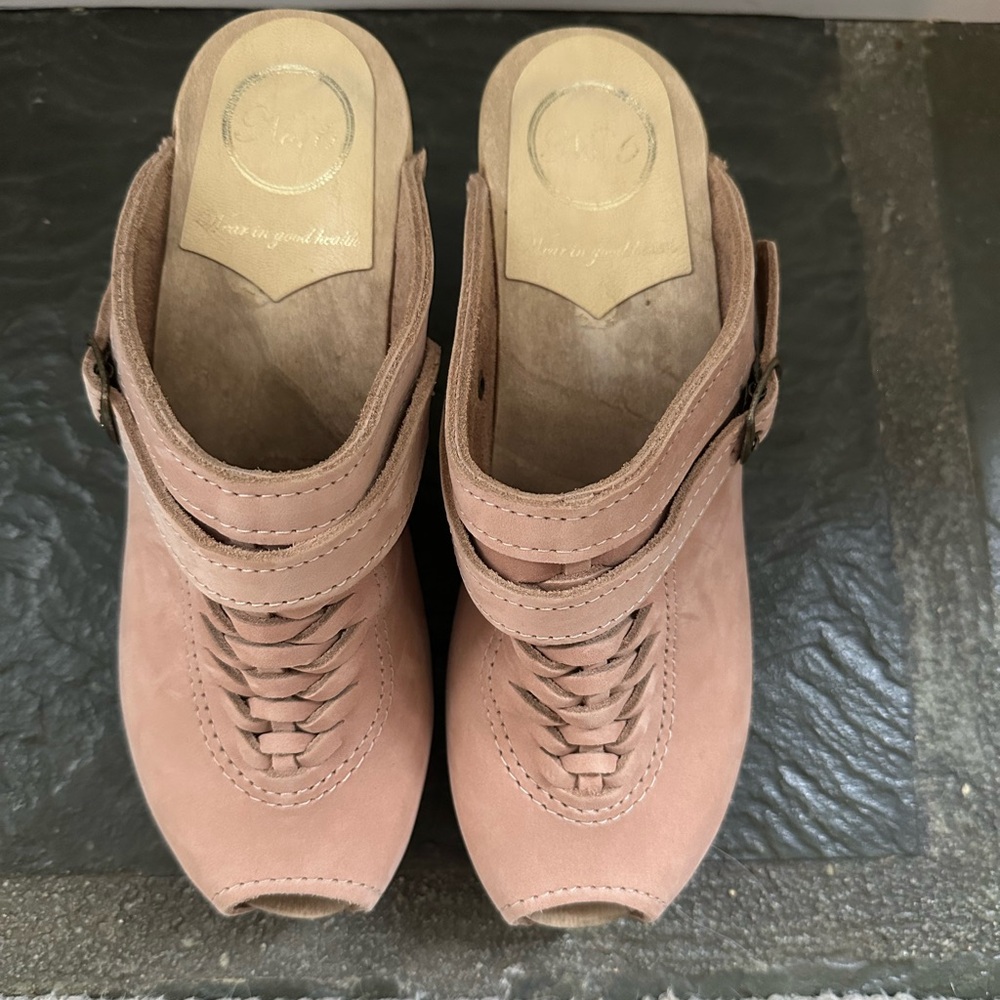 No. 6 Pale Pink Nubuck Peep-Toe Clogs